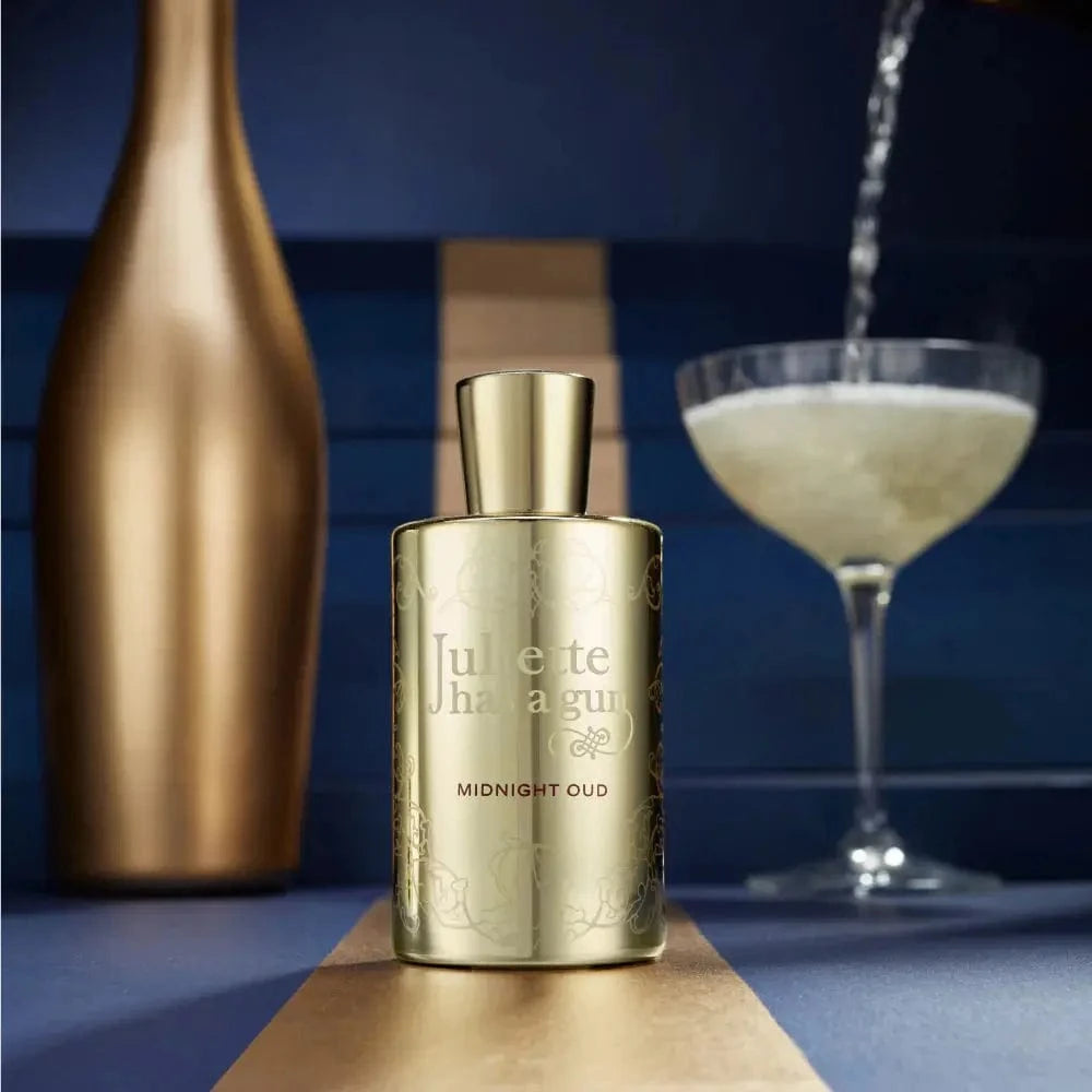 Midnight Oud By Juliette Has A Gun elegant night-inspired concept