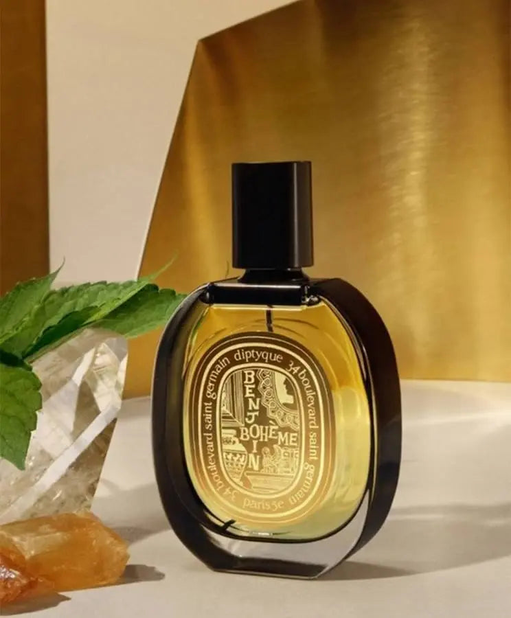 Benjoin Bohème by Diptyque EDP bottle detail
