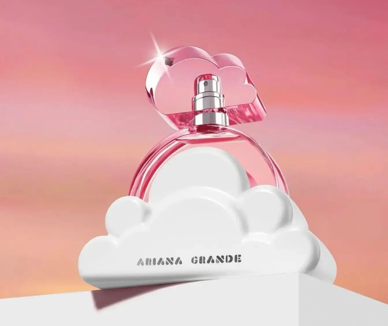 Cloud Pink by Ariana Grande sweet feminine fragrance set
