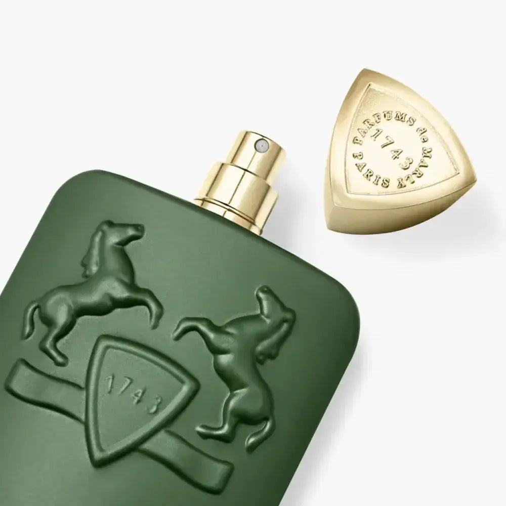 haltane-by-parfums-de-marly-bottle-box.jpg