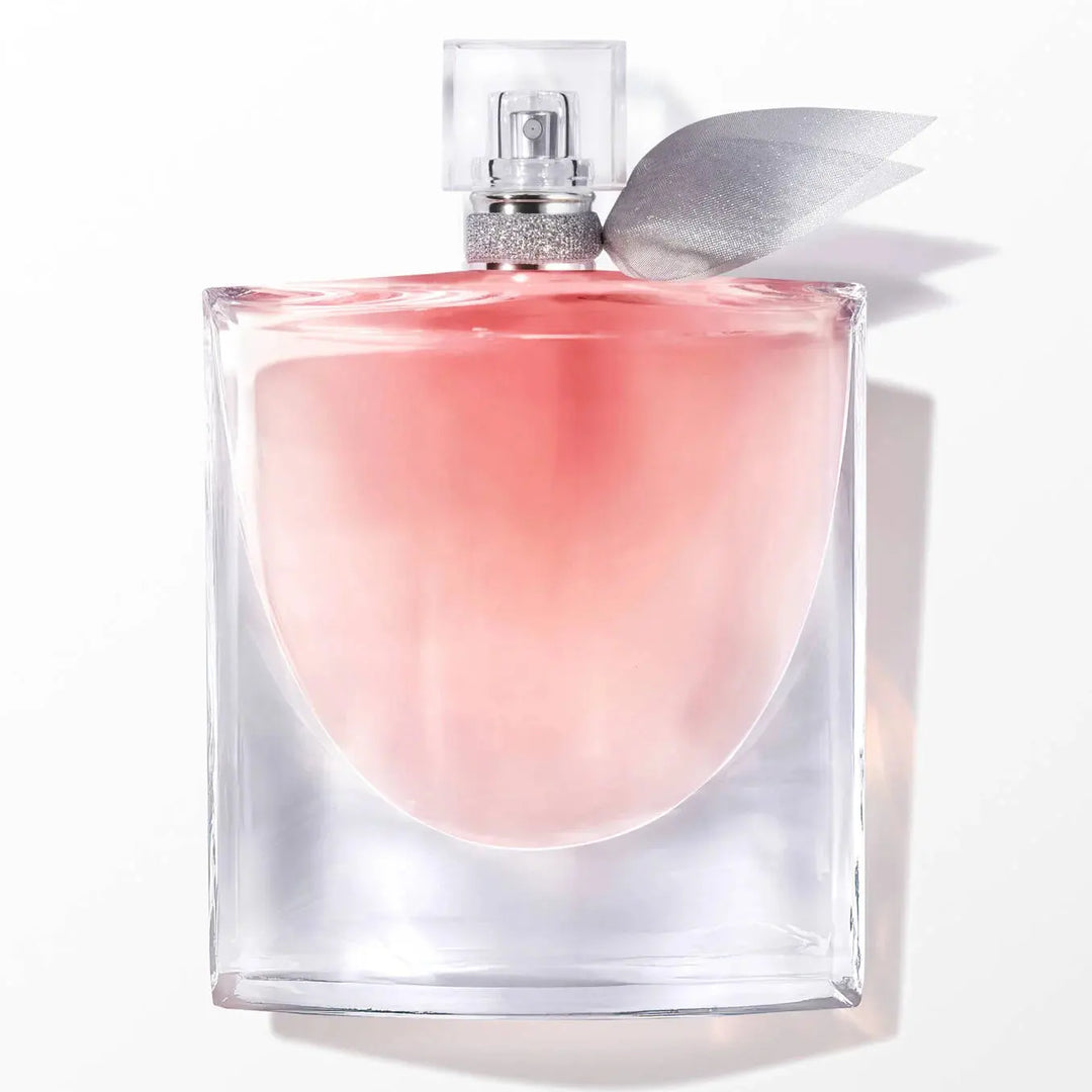La Vie Est Belle by Lancome 3.4oz Eau de Parfum bottle close-up