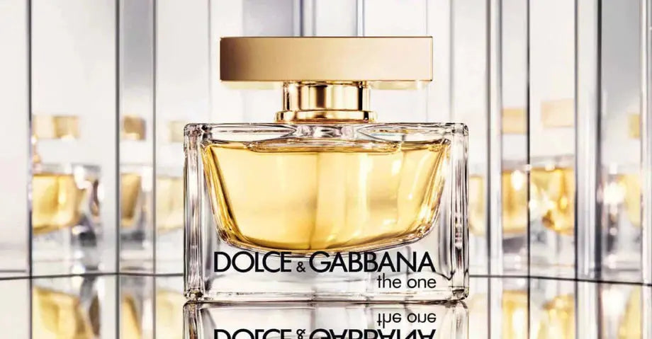 The One by Dolce & Gabbana warm floral oriental feminine scent