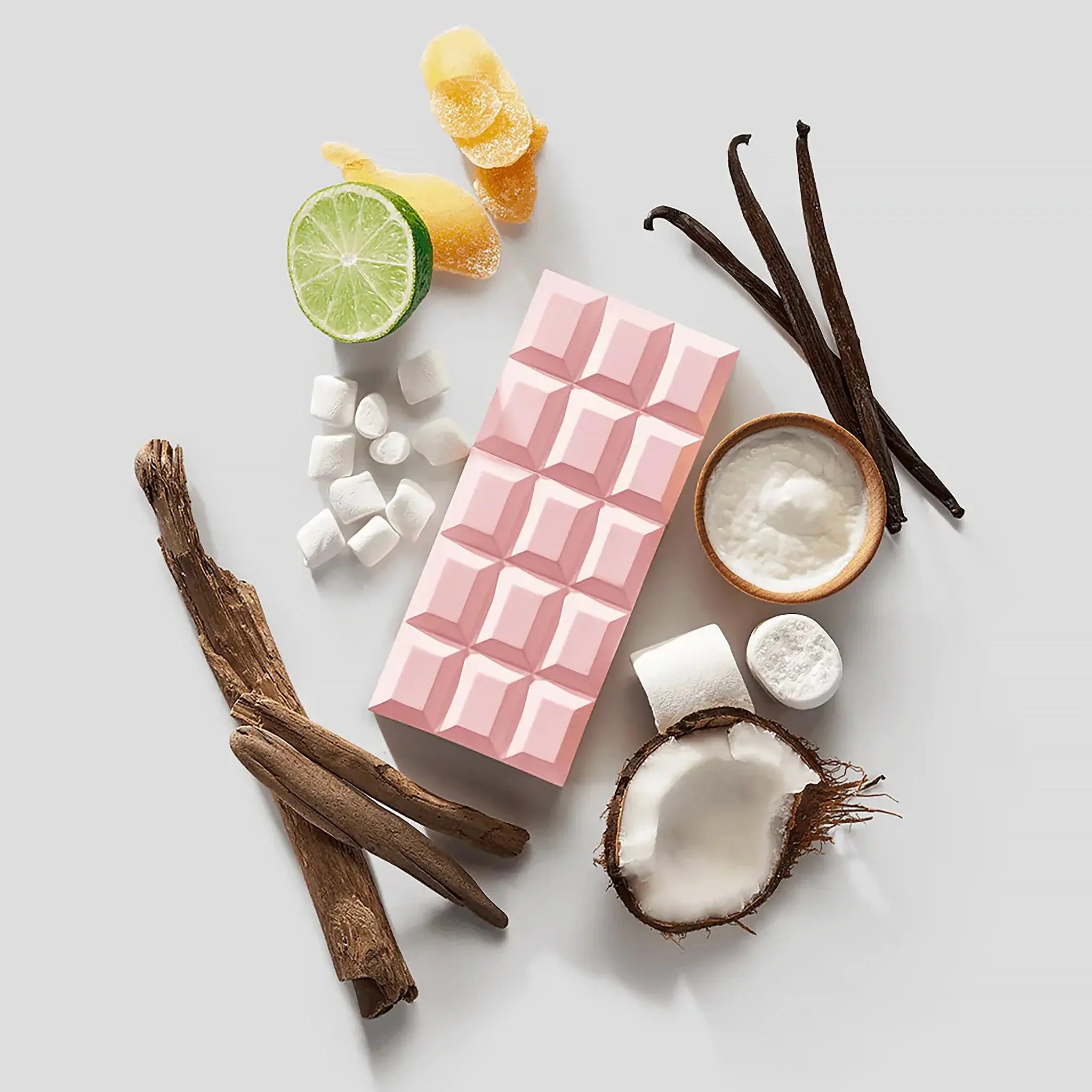 Fragrance notes of Sweet Tooth by Sabrina Carpenter: marshmallow, vanilla, candied ginger, Chantilly cream