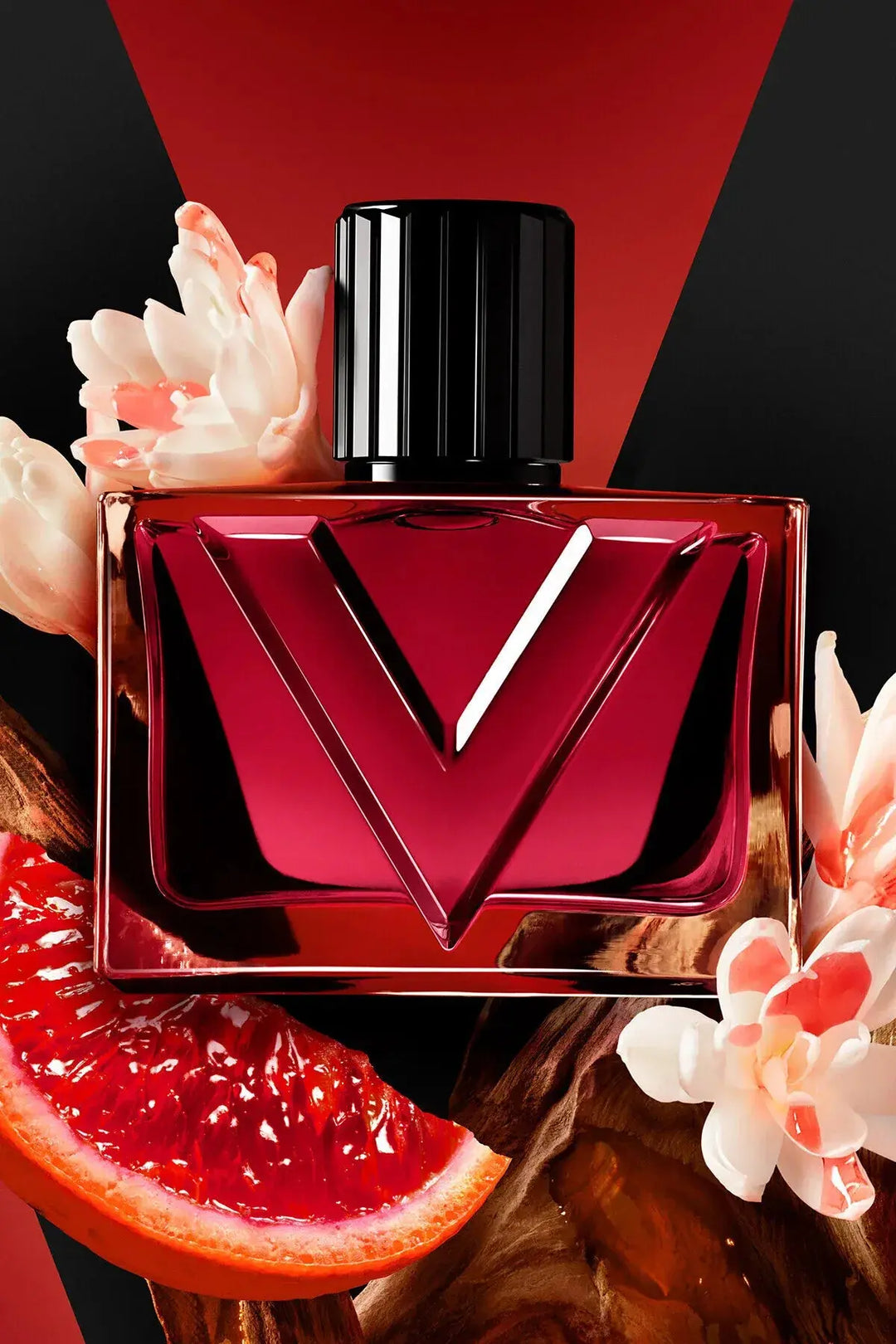 Vendetta Donna by Valentino floral vanilla amber feminine scent